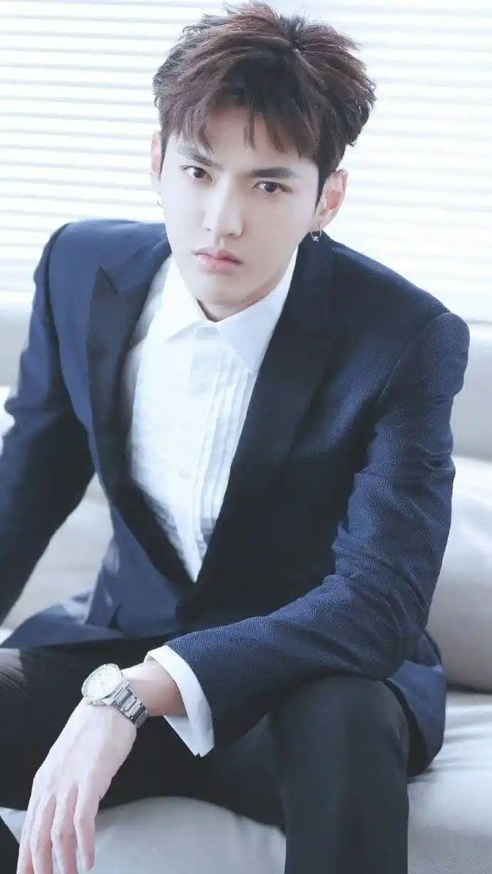 从90年的吴亦凡到99年的王俊凯,九零后男演员谁是你的男神?