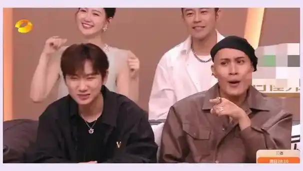 歌手第三季:海来阿木淘汰,亚当震撼那英,内娱实力受考