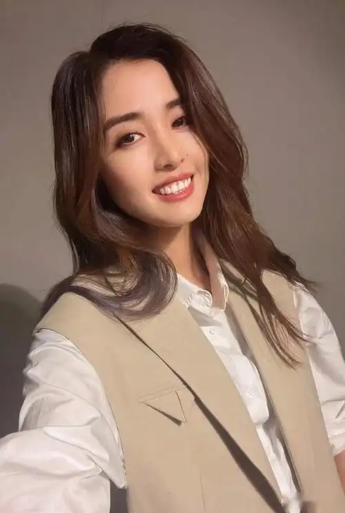 球色怡人49期女足最美门将赵丽娜