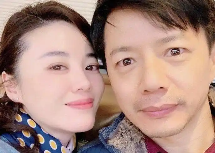 左小青的红尘情史,因美貌与9个男人传绯闻,嫁百亿富商终成空