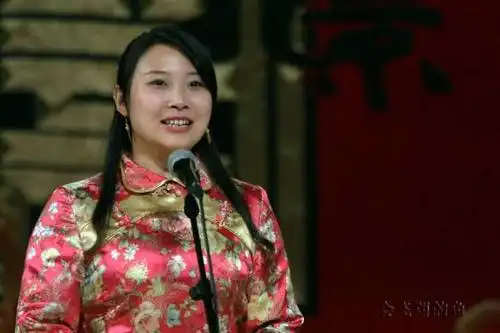 那时候的德云社,连主持人都是最好的.