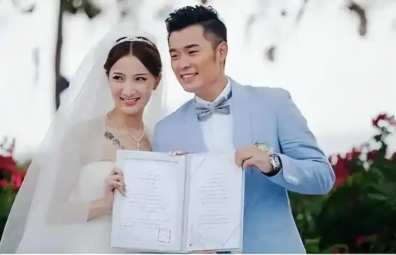 回顾张子萱有一段失败的婚姻再婚嫁给陈赫今一家四口幸福美满