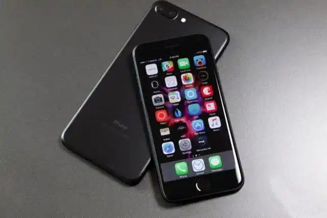 原创生不蓬时的iphone8为什么现在还有很多人用着