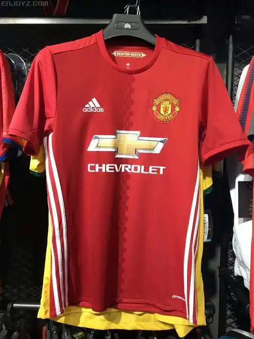 全新曼联队1617赛季主场球衣球裤球袜套装lxl码299一套包邮ai6720