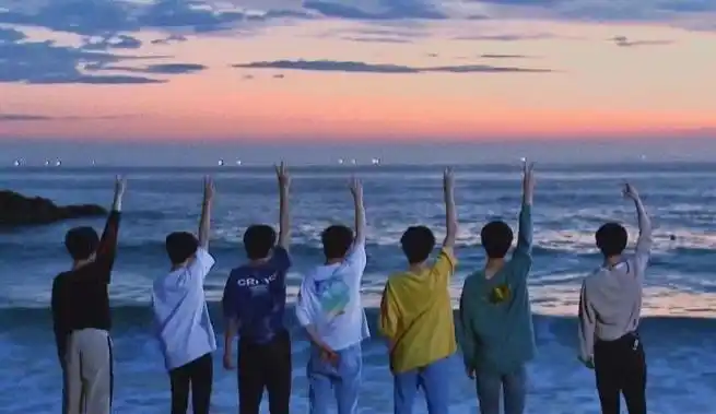 马嘉祺 丁程鑫 宋亚轩 刘耀文 张真源 严浩翔 贺峻霖时代少年团