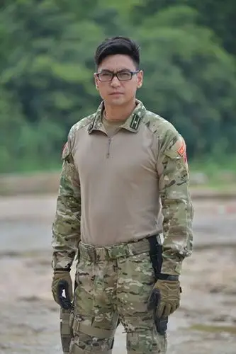 《特种兵之火凤凰》热播 李飞逆袭成国民英雄