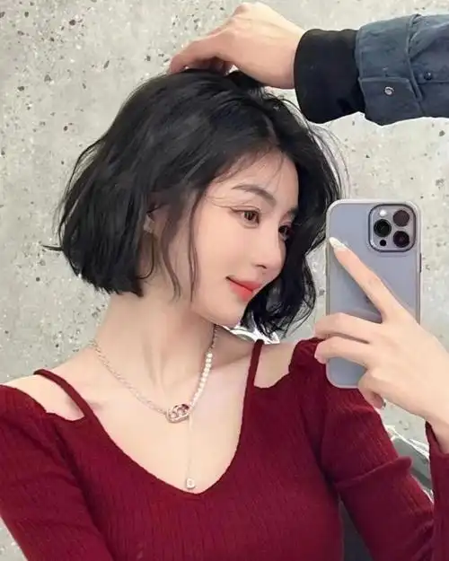 小高级的短发发型