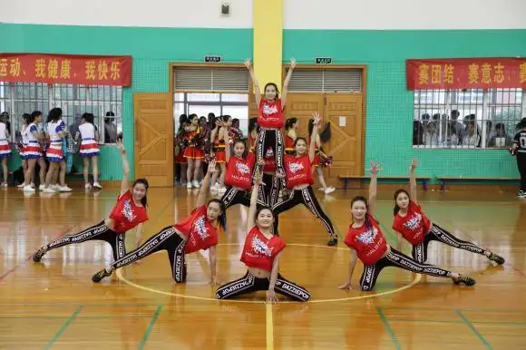 10人团队队形展示图片怎么拍好看