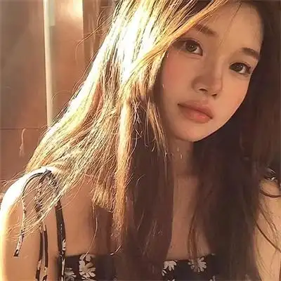 成熟妩媚女生头像真人