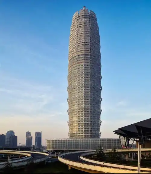 人视角实景效果 08 som此外,"大玉米"楼还配备了先进的智能控制