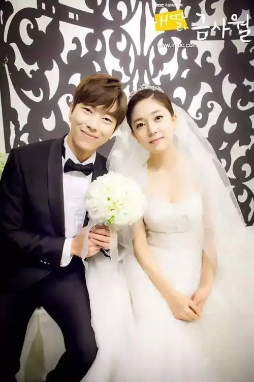 尹贤敏白珍熙 "恋爱说"传3次终于承认 回看过去啪啪啪打脸