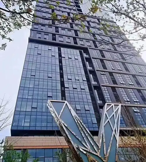 查看全部图片(15张)楼盘光谷万科中心查看楼盘 >在租房源贴13个在租房