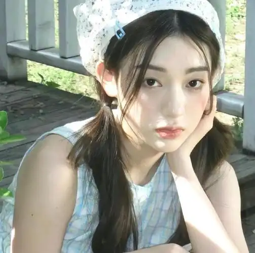 私藏小众高级ins风女生头像