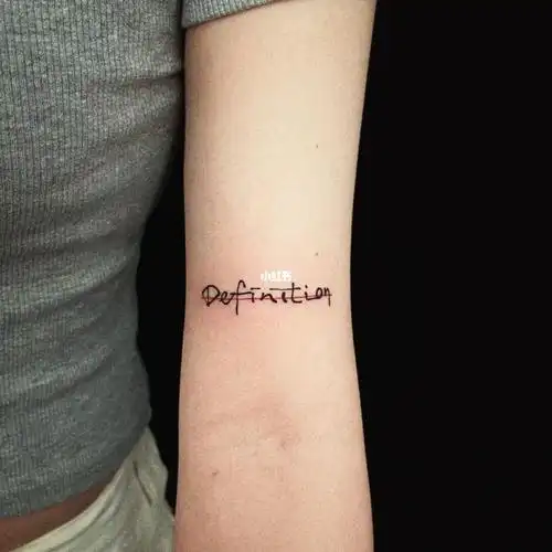 小清新字母纹身