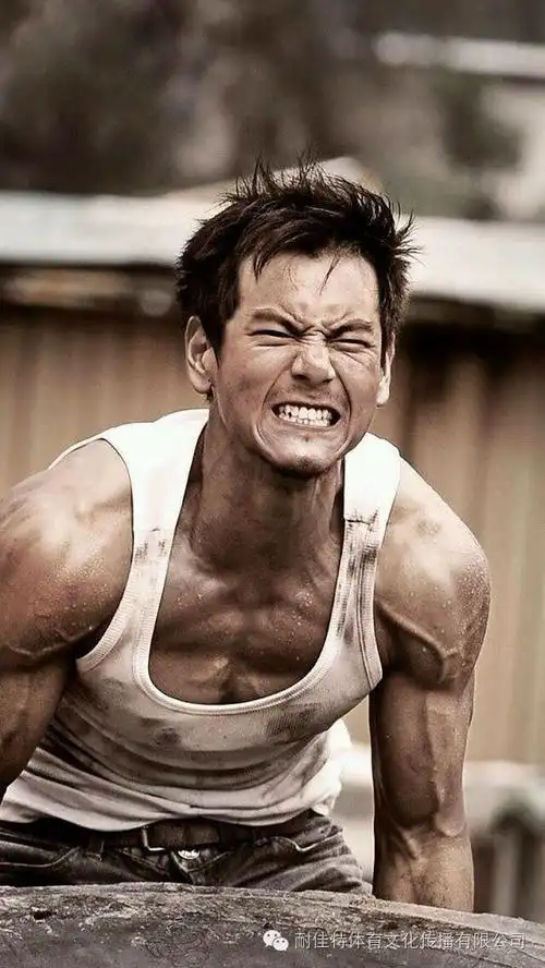 无论是娱乐圈还是健身界,都是十分励志的代表!