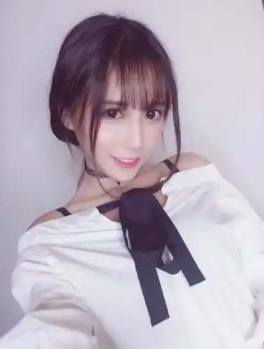 斗鱼丸子yooo最新照片主播丸子哟黑历史后洗白照片