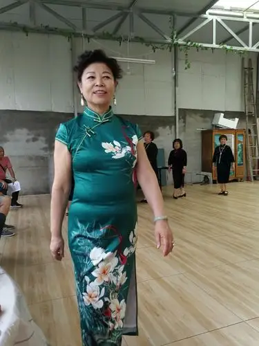中国大妈旗袍秀