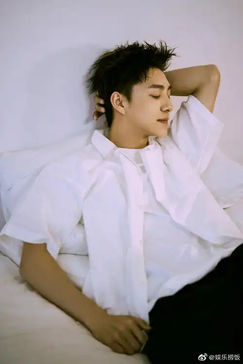 张欣尧胶片风写真##张欣尧夏日男友风写真