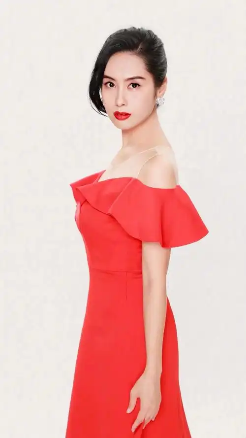 朱茵壁纸朱茵饰演的紫霞仙子是最经典的角色