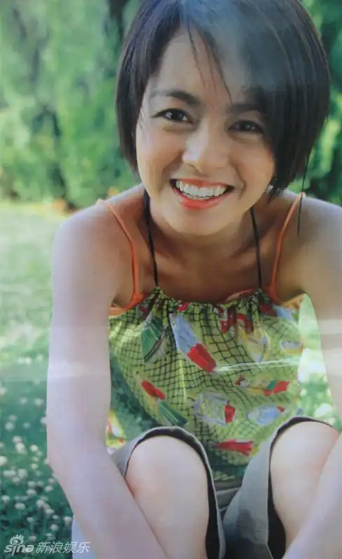 [青春照相馆]梁咏琪迎39岁生日:可爱的短发靓女