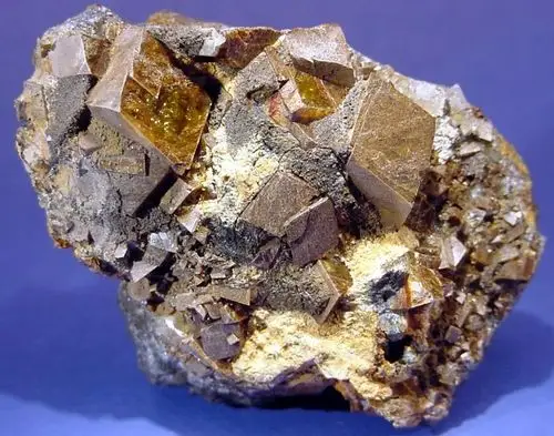 中国向境外投资者开放铁矿石期货 澳铁矿巨头关注影响