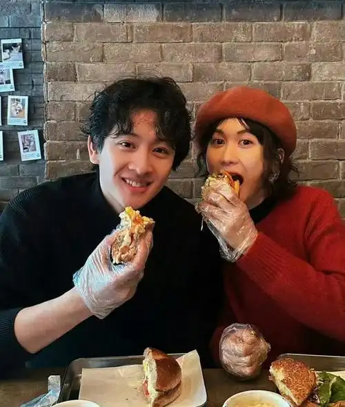 三水终于结婚了两个人的感情也太稳定了真的要恭喜他们了