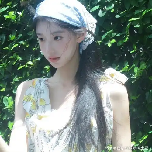 女头丨风月都好看头像超话#女生头像#女生头像超话#氛围感##真人