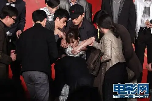 《建党伟业》发布会 叶璇昏厥倒地
