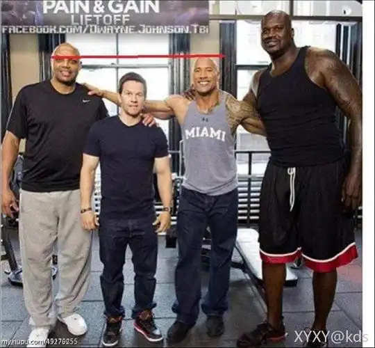 对比巴克利身高