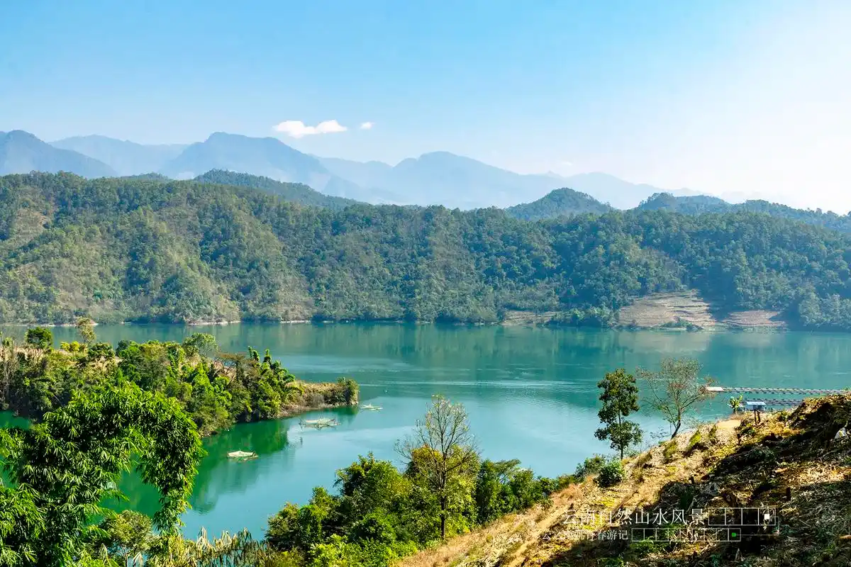 云南省临沧市澜沧江自然风光山水风景姚青春游记3_人民号