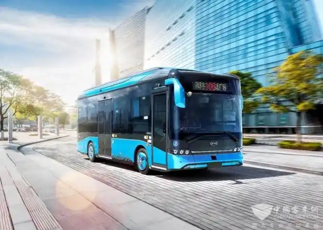 解决城市出行最后一公里比亚迪纯电动公交车b8摘得微循环公交之星