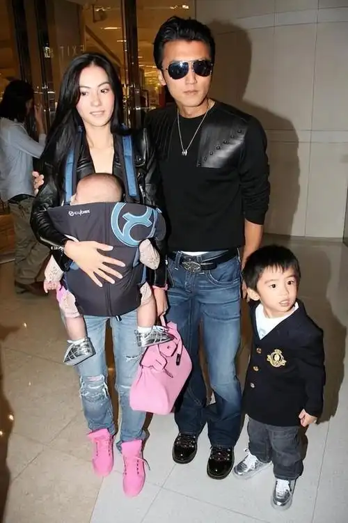 谢贤|王菲|谢霆锋|谢振轩|狄波拉|lucas_网易订阅