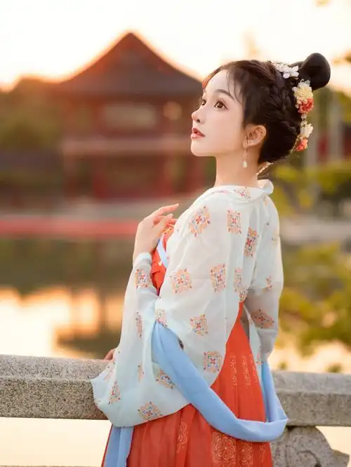 大唐公主小兔子发髻太可爱了甜妹汉服妆造