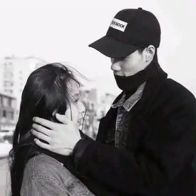 黑白情侣头像一男一女真人