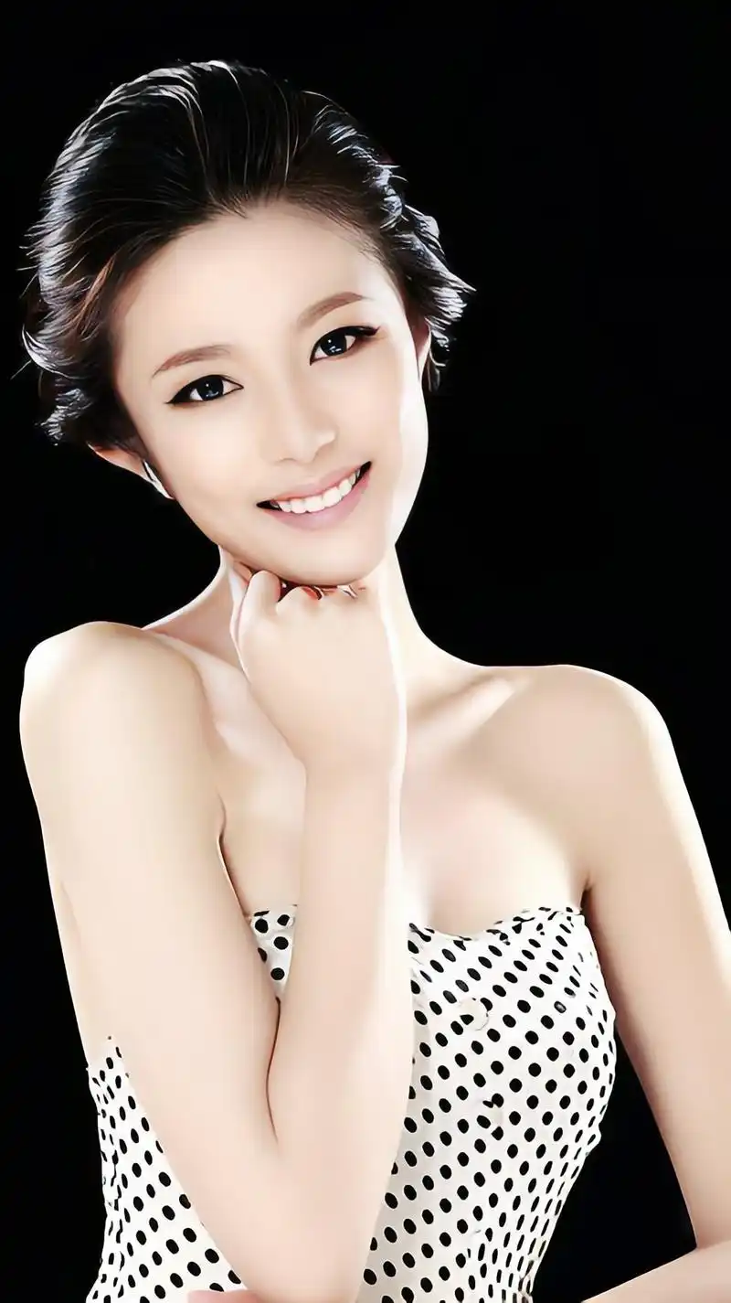 影视演员邬靖靖高清写真集