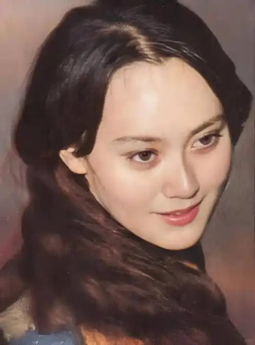 55岁攀上富豪,这位三金影后的经历太精彩