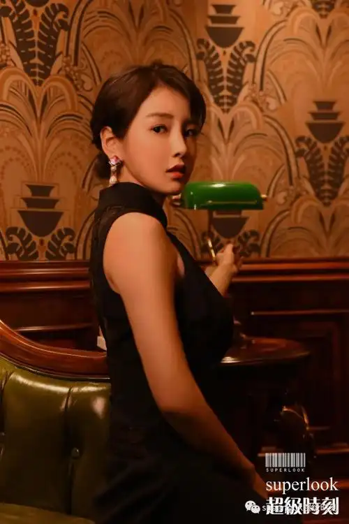 superlook超级时刻孙雅丽光影之间魅丽出众