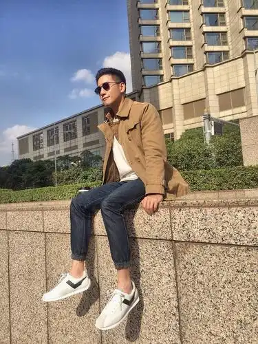 周孝安 kurt chou的图片