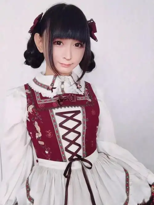 40岁"伪娘"大叔:这年头,连大叔也能软萌和可爱._女装