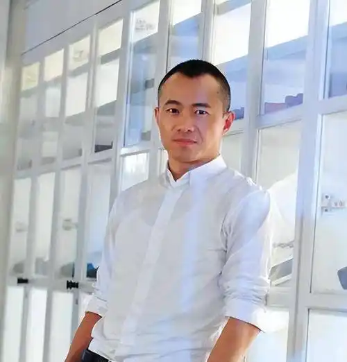 邱启明前妻李盈.