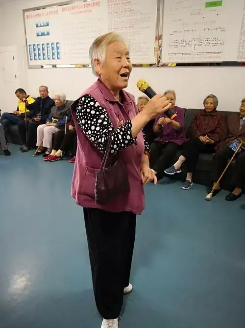 今天是个好日子,365爱心人士和索菲亚mba西北同学会的爱心公益行来