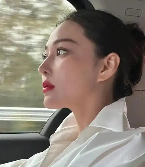 张馨予路人照本人身材发福变化大婚后生活甜蜜