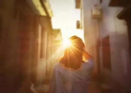 失落伤心难过的女生,失落伤心难过的女生图片,高清图片大全,图库-回车