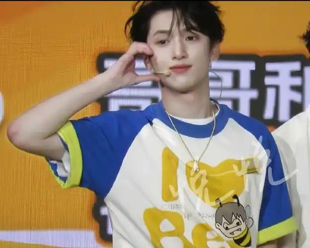 无论几岁都可爱万岁05  @时代少年团-严浩翔  6.