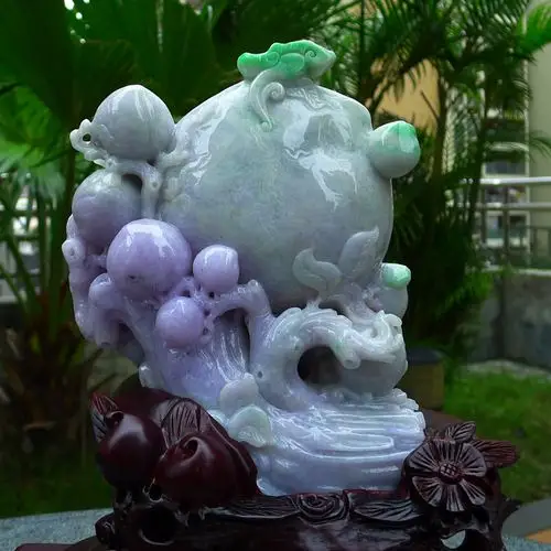 缅甸天然a货翡翠摆件紫罗兰飘阳绿大件 寿桃摆件裸石重量9斤
