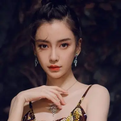 杨颖头像大全最新图片-明星头像