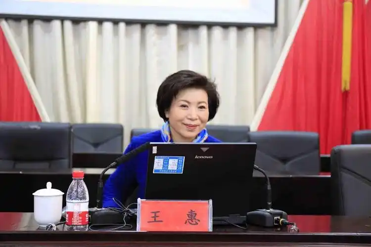 资深媒体人王惠谈领导干部媒介素养提升