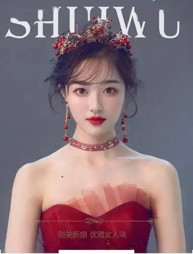 大爱红色敬酒服造型,太吸睛了!_新娘