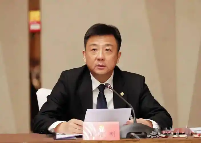 杜小刚赵建军参加省第十四次党代会无锡市代表团审议