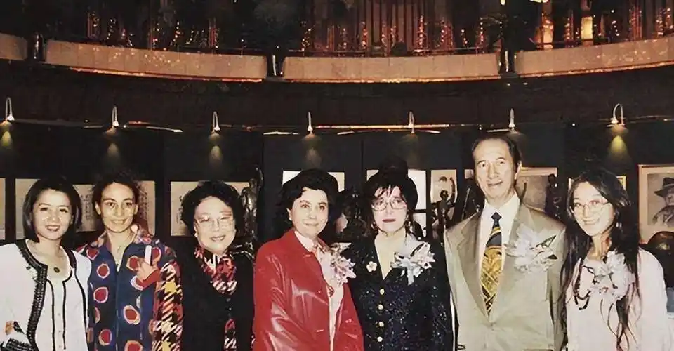 何鸿燊割阑尾,四姨太梁安琪一句话令他恐慌,随后怎么做_黎婉华_澳门